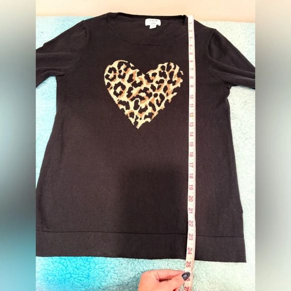 🔥J.Crew Black Sweater with Leopard Heart🔥 - Picture 4 of 6